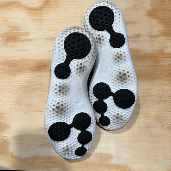 Nike Roshe G Jr Golf Kids Youth 6Y Shoe gray and black gently worn - Picture 4 of 5